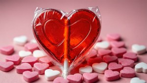 Glowing Heart Lollipop