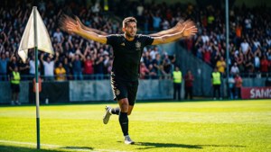 Goal Celebration Arms