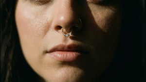 Gold Septum Glow
