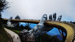 Golden Bridge Hands