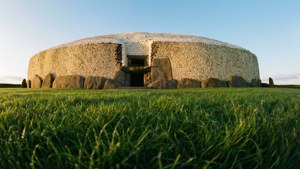 Golden Dawn at Newgrange