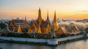 Golden Dawn at the Grand Palace