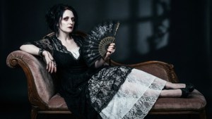 Gothic Velvet Lounge