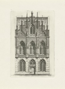 Gotische gevel met zeven pinakels