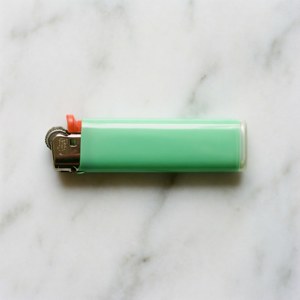 Green Lighter Minimal