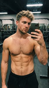Gym Mirror Selfie