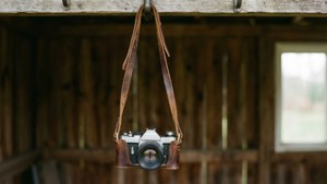 Hanging Camera Rustic