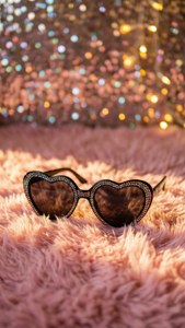 Heart-Shaped Shades