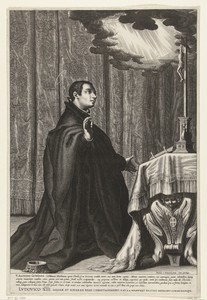 Heilige Aloysius van Gonzaga knielt voor crucifix