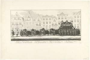 Hofdienaren begeleiden het lijk van Anna van Hannover in de lijkstoet te Delft, 1759