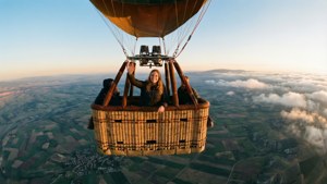 Hot Air Balloon Wave