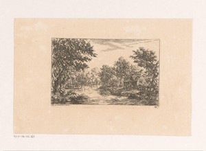 Huis aan het water in een boslandschap