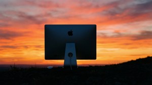iMac Silhouette Sunset