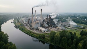 Industry in Mist