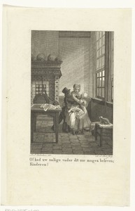 Interieur met moeder die haar twee kinderen in armen sluit