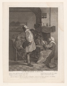 Interieur van een herberg met staande man