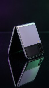 Iridescent Reflection