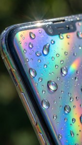Iridescent Screen Shield