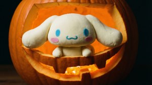 Jack-O'-Lantern Peek