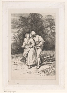 Jonge man en vrouw ploegen samen de grond terwijl de man de vrouw kust