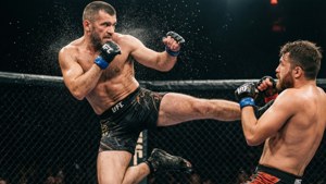 Jump Knee Strike