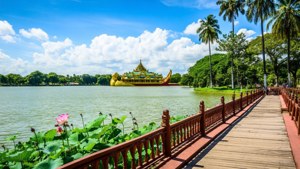Kandawgyi Lake Boardwalk