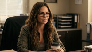 Kara Danvers at Work