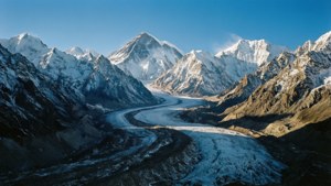 Karakoram Snow Peaks