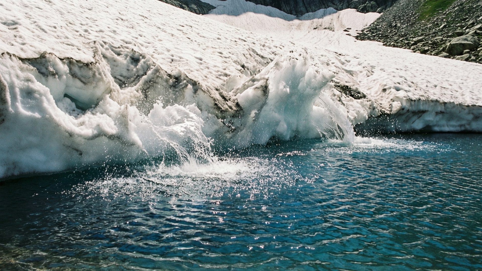 Lake Splash Impact by Wallpapers.art Studio