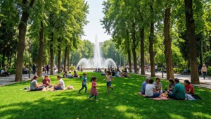 Laleh Park Summer