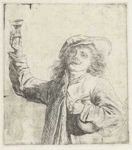Man met een glas in opgeheven hand en een kruik onder zijn arm