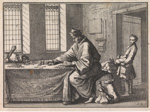 Man telt munten en een jongen brengt hem geldzakken