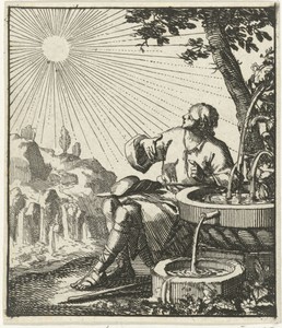Man zittend naast een fontein, de zon aanschouwend