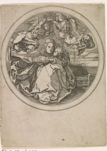 Maria door twee engelen gekroond