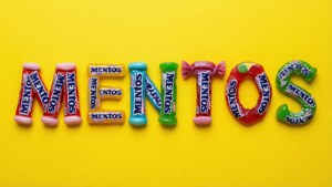 Mentos Typography Color