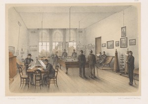 Militairen in een biljartkamer