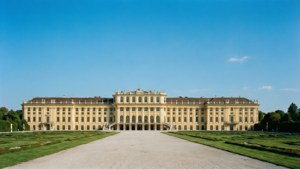 Minimalist Schonbrunn