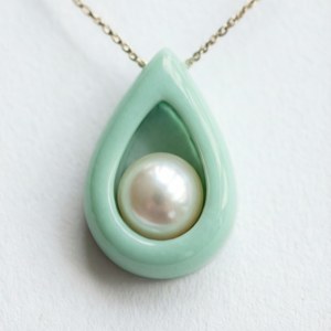 Mint Green Teardrop Pearl