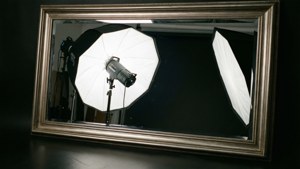 Mirror Reflection Studio
