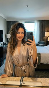 Mirror Selfie Moment