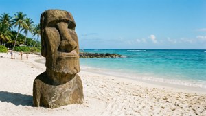 Moai Beach Paradise