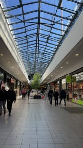 Modern Mall