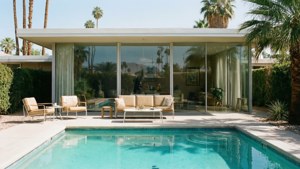 Modernist Poolside Retreat