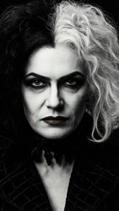 Monochrome Cruella