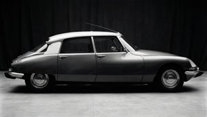 Monochrome Curve