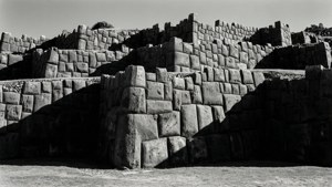 Monochrome Geometry