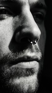 Monochrome Septum Shadow