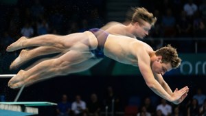 Motion Blur Dive Sequence