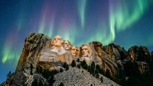 Mount Rushmore Aurora