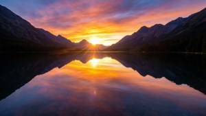 Mountain Lake Sunset Reflection